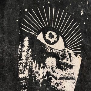 Open Hands light sweatshirt with frayed edges. One size, Black